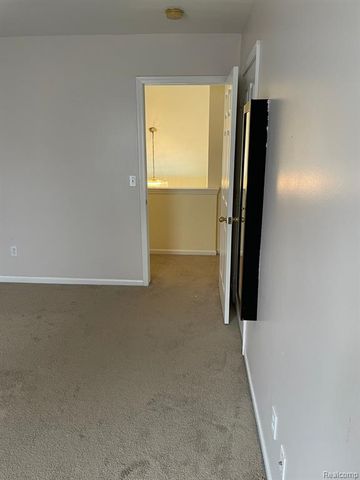 38463 Saratoga Circle, Farmington Hills, MI 48331