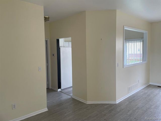38463 Saratoga Circle, Farmington Hills, MI 48331
