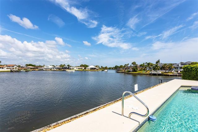 29 COLLINGTON COURT, Palm Coast, FL 32137