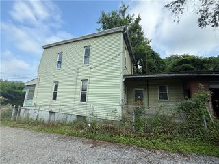 4533 Chatsworth Ave, Hazelwood, PA 15207