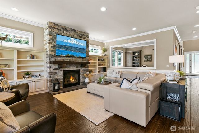 29012 218th Avenue SE, Black Diamond, WA 98010