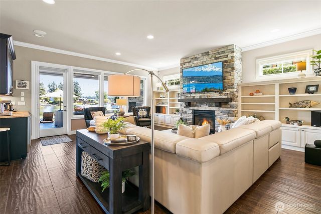 29012 218th Avenue SE, Black Diamond, WA 98010