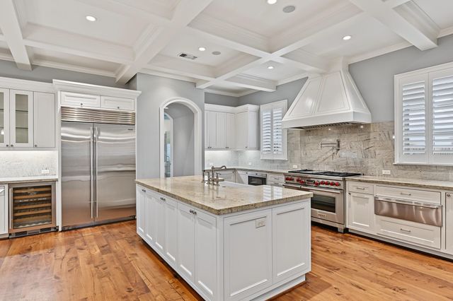 3223 Albans Road, West University Place, TX 77005