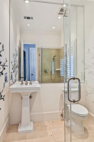 3223 Albans Road, West University Place, TX 77005