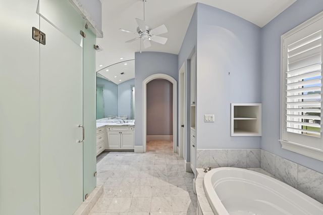 3223 Albans Road, West University Place, TX 77005