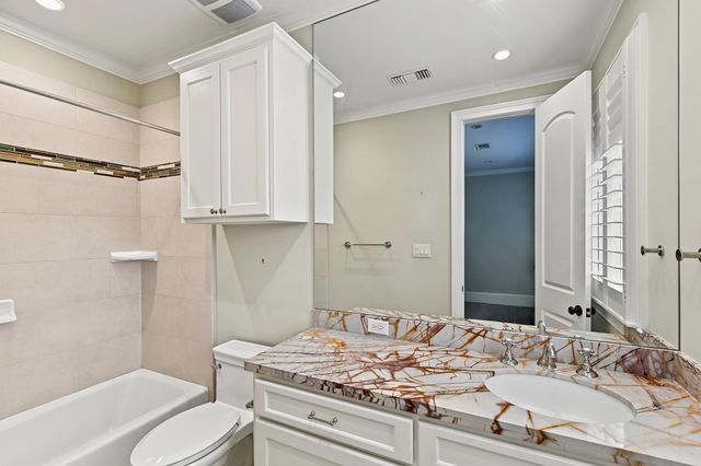 3223 Albans Road, West University Place, TX 77005