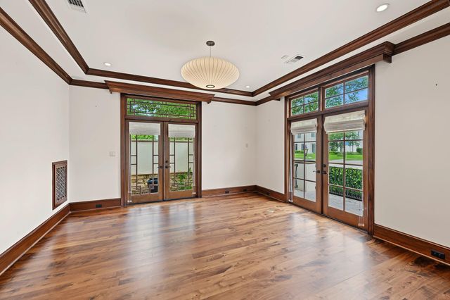 3223 Albans Road, West University Place, TX 77005