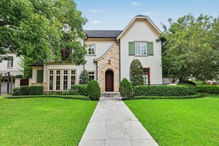 3223 Albans Road, West University Place, TX 77005