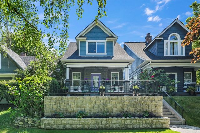 210 N Yakima Avenue, Tacoma, WA 98403