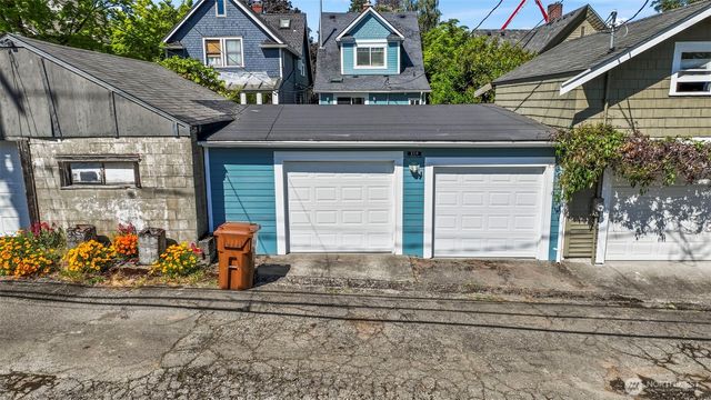 210 N Yakima Avenue, Tacoma, WA 98403