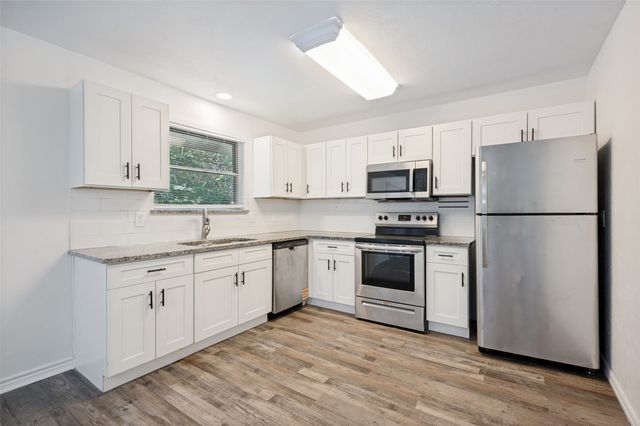 706 Goodyear Street, Irving, TX 75062