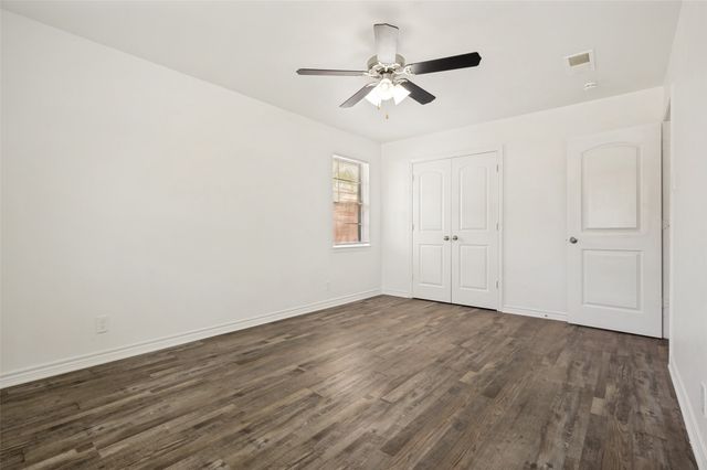 706 Goodyear Street, Irving, TX 75062