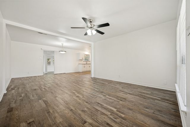 706 Goodyear Street, Irving, TX 75062