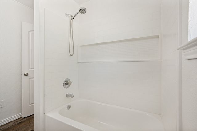 706 Goodyear Street, Irving, TX 75062