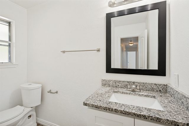 706 Goodyear Street, Irving, TX 75062