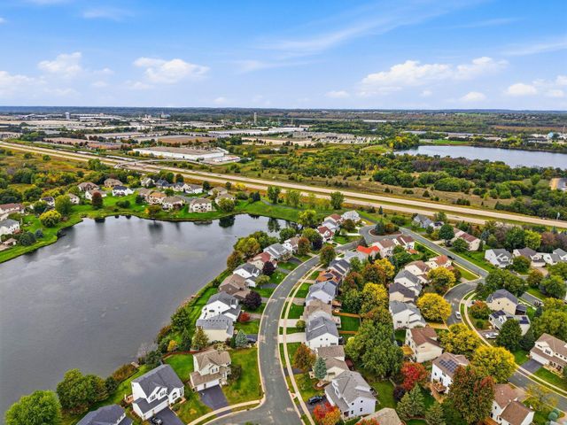 6621 Carlisle Curve, Shakopee, MN 55379