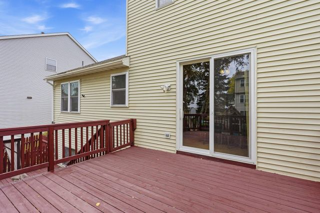 6621 Carlisle Curve, Shakopee, MN 55379