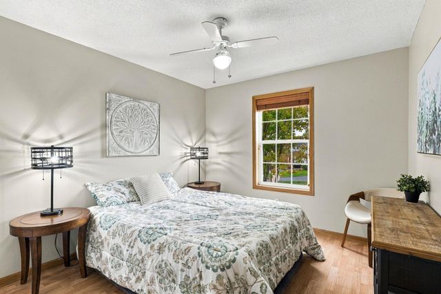 6621 Carlisle Curve, Shakopee, MN 55379