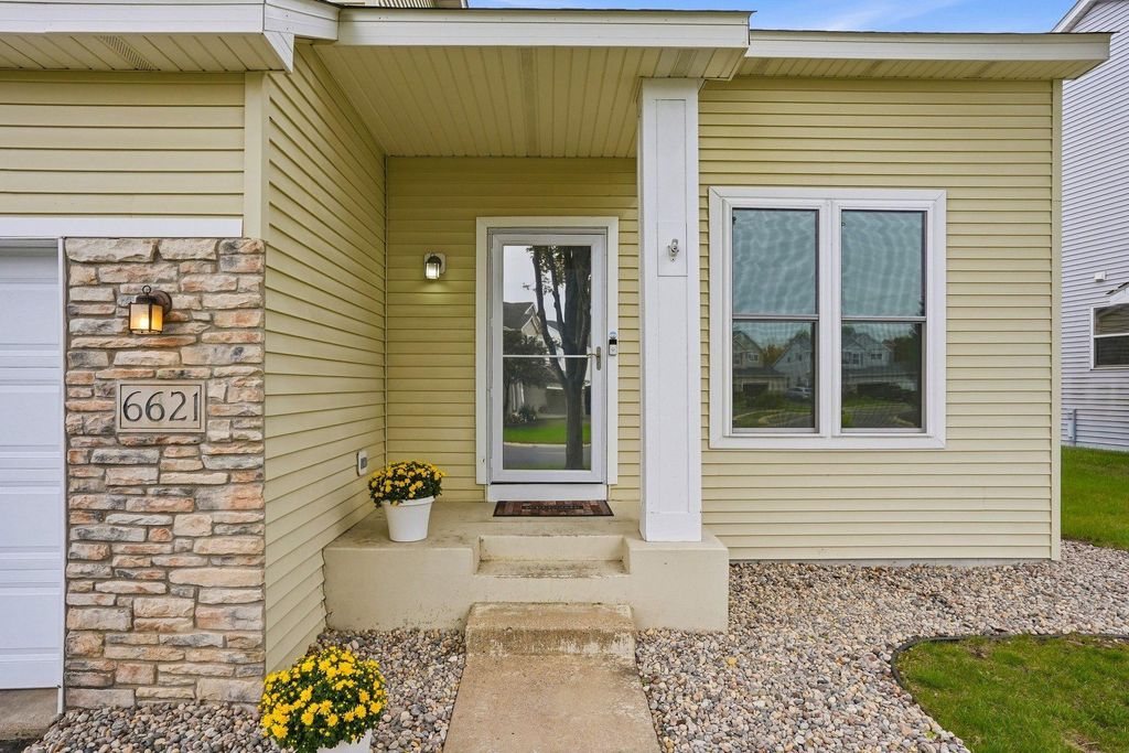 6621 Carlisle Curve, Shakopee, MN 55379 — photo 4