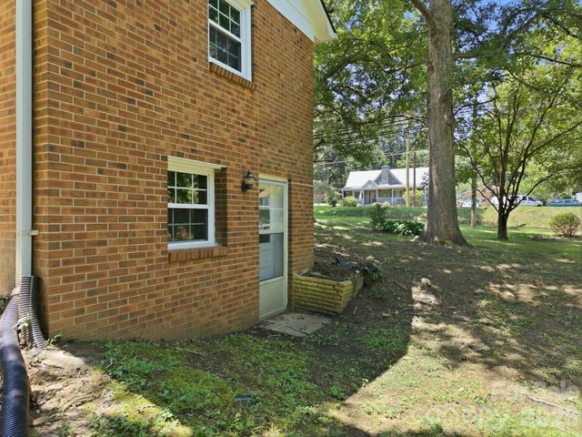 8285 Us Highway 52 Highway, Rockwell, NC 28138