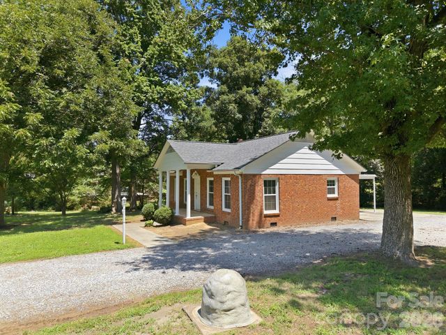 8285 Us Highway 52 Highway, Rockwell, NC 28138