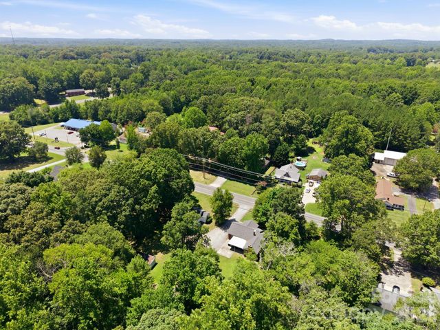 8285 Us Highway 52 Highway, Rockwell, NC 28138