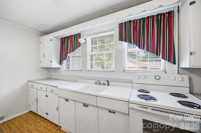 8285 Us Highway 52 Highway, Rockwell, NC 28138