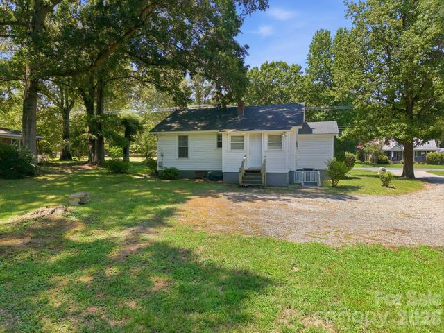 8285 Us Highway 52 Highway, Rockwell, NC 28138