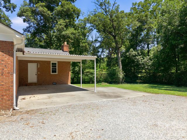 8285 Us Highway 52 Highway, Rockwell, NC 28138
