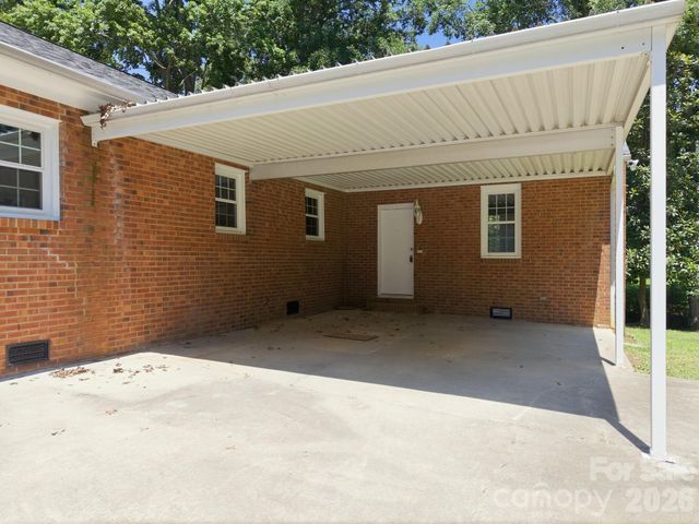 8285 Us Highway 52 Highway, Rockwell, NC 28138