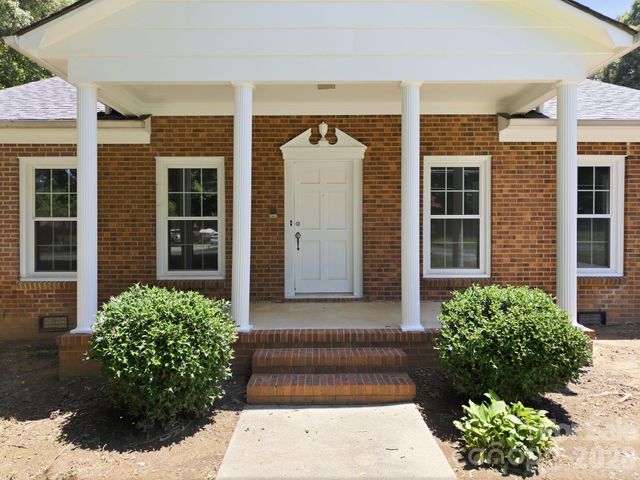 8285 Us Highway 52 Highway, Rockwell, NC 28138