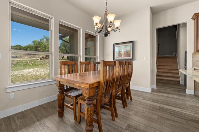 337 Golden Eagle LN, Dripping Springs, TX 78620