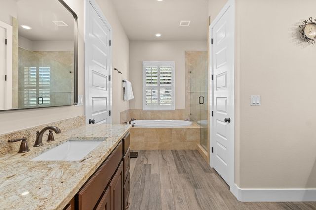 337 Golden Eagle LN, Dripping Springs, TX 78620