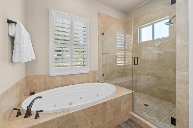 337 Golden Eagle LN, Dripping Springs, TX 78620