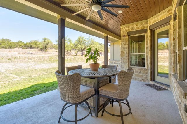 337 Golden Eagle LN, Dripping Springs, TX 78620