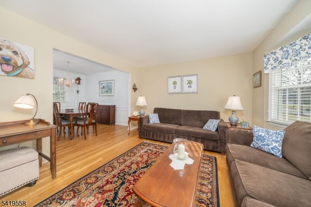 199 Hickson Dr, New Providence Boro, NJ 07974