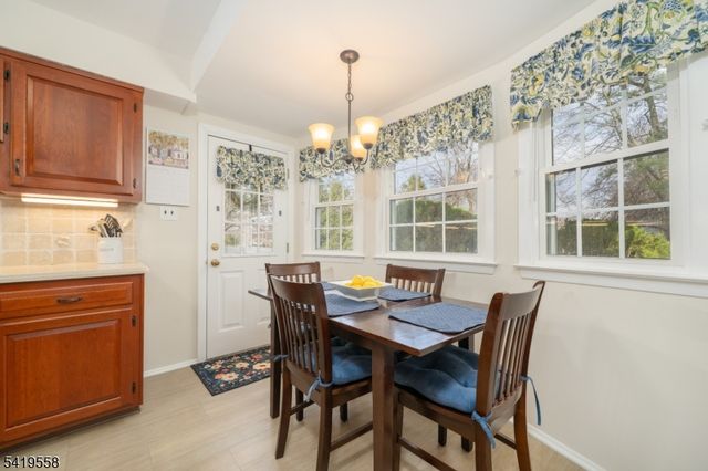 199 Hickson Dr, New Providence Boro, NJ 07974