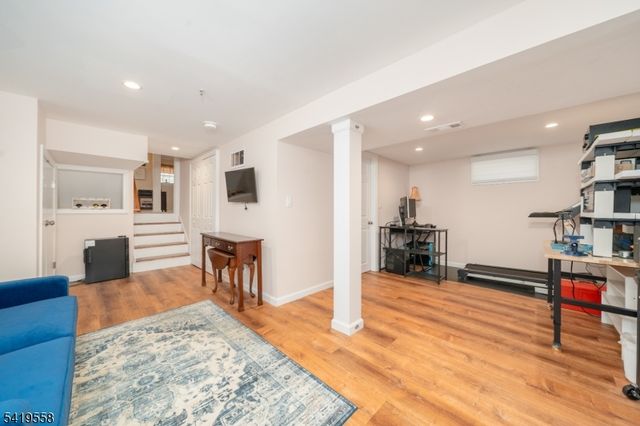 199 Hickson Dr, New Providence Boro, NJ 07974