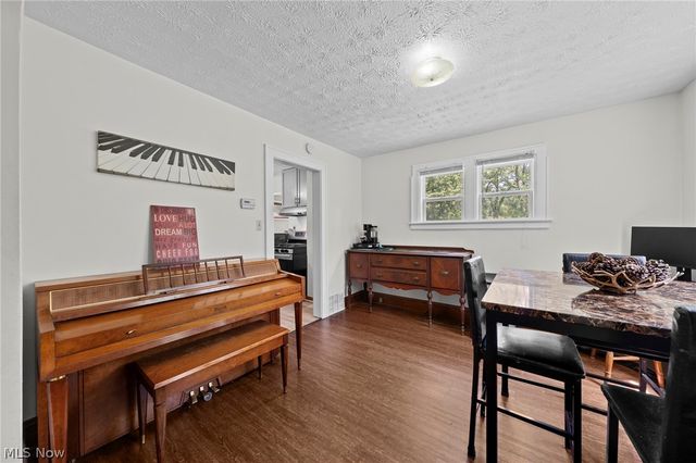 819 Keeney Street, Akron, OH 44310