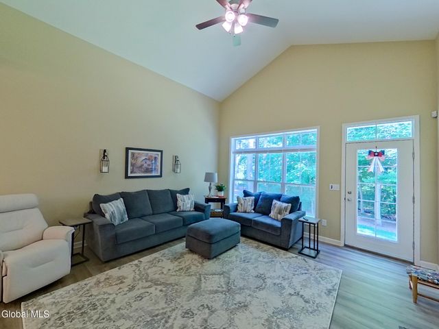 36C Idared Lane, Clifton Park, NY 12065
