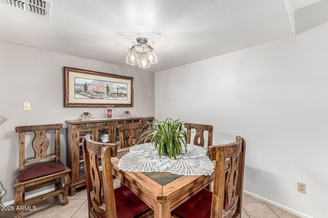 5757 W EUGIE Avenue 1027, Glendale, AZ 85304