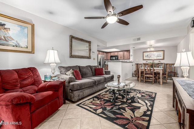 5757 W EUGIE Avenue 1027, Glendale, AZ 85304