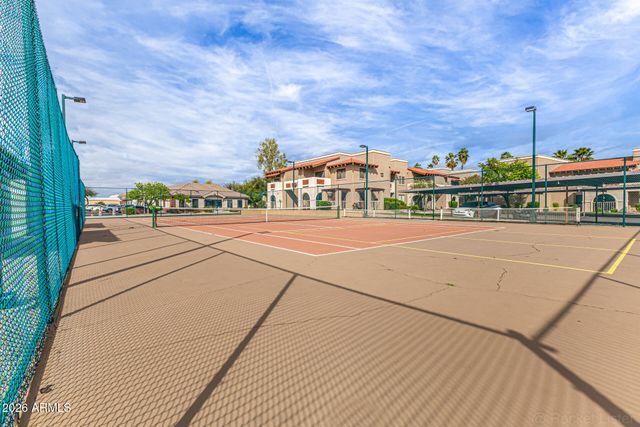 5757 W EUGIE Avenue 1027, Glendale, AZ 85304