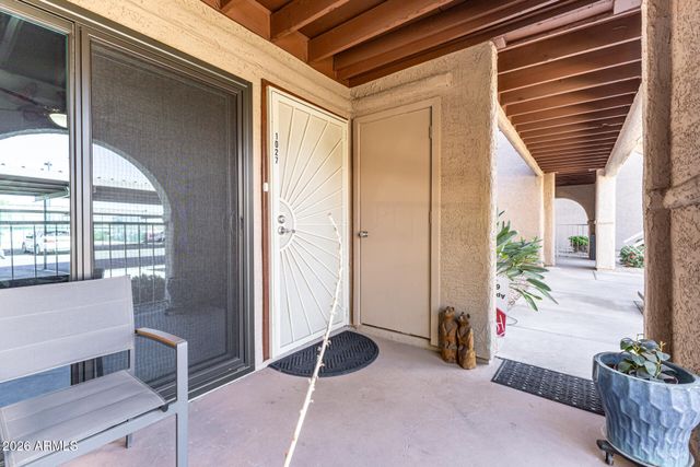 5757 W EUGIE Avenue 1027, Glendale, AZ 85304