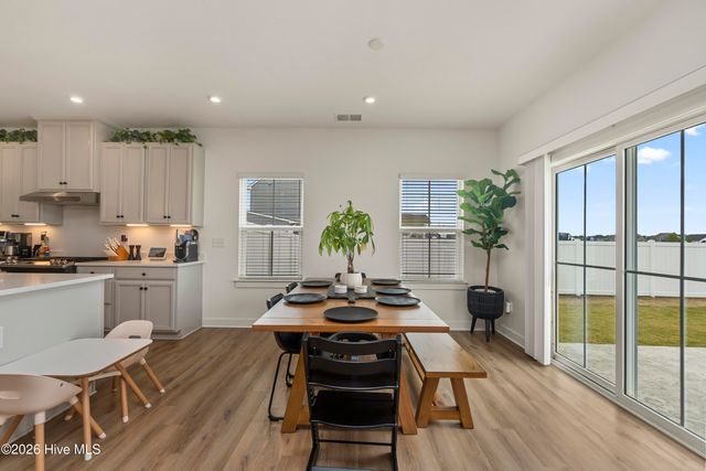 112 Glenmoor Path, Moyock, NC 27958