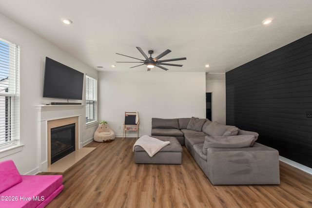 112 Glenmoor Path, Moyock, NC 27958