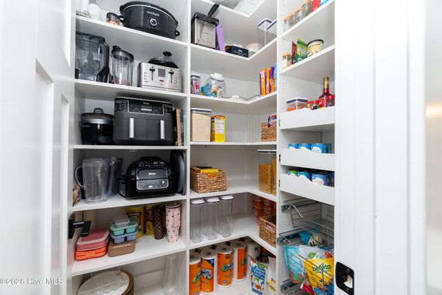 112 Glenmoor Path, Moyock, NC 27958