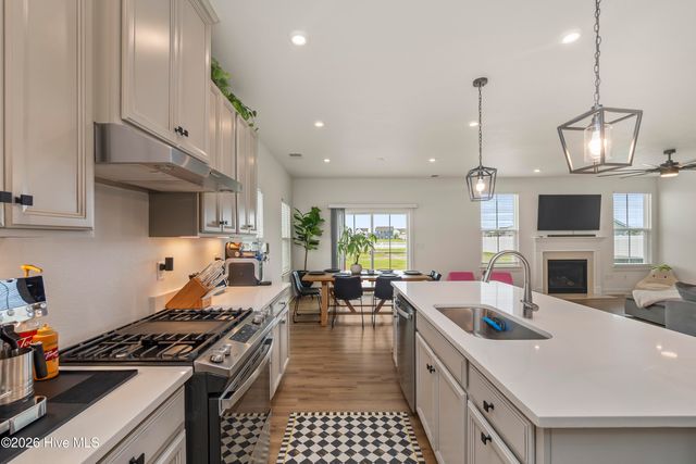 112 Glenmoor Path, Moyock, NC 27958