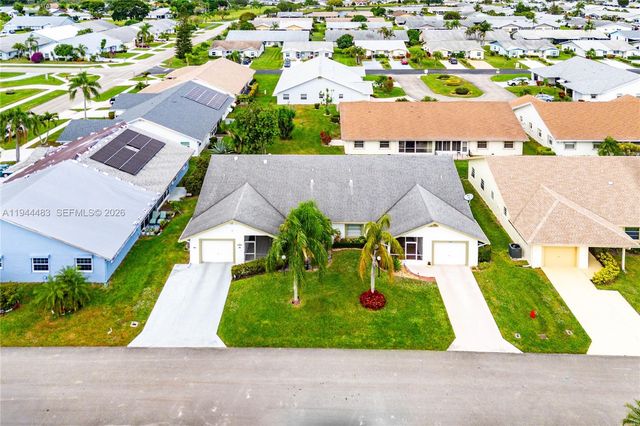 5329 Garrett Ln, West Palm Beach, FL 33417