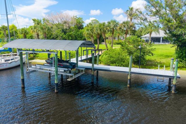 470 SE PINE Road, Port St. Lucie, FL 34984